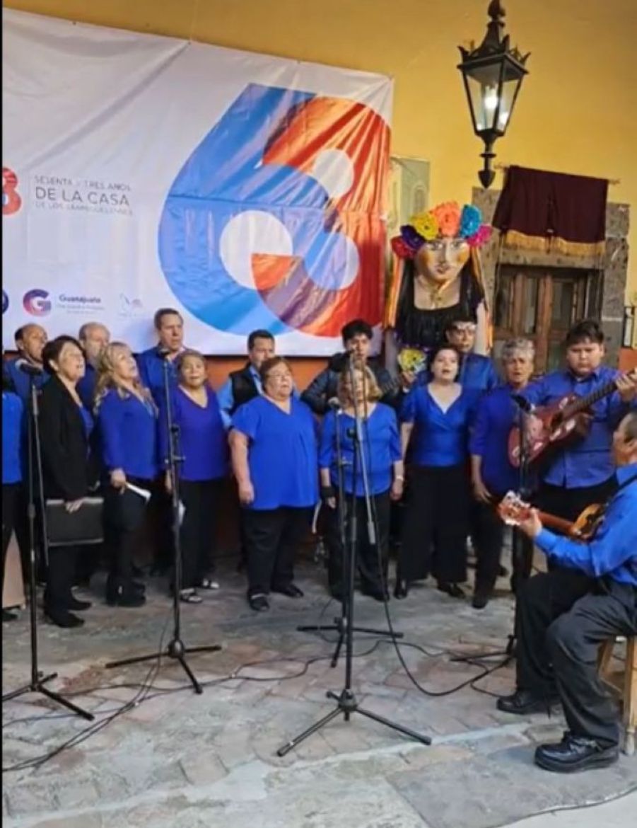 Imagen de La Rondalla del Amor interpreta Baladas, Boleros y Música Tradicional